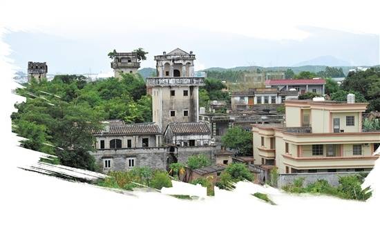 黎塘村有37座碉楼，遍布于村中。