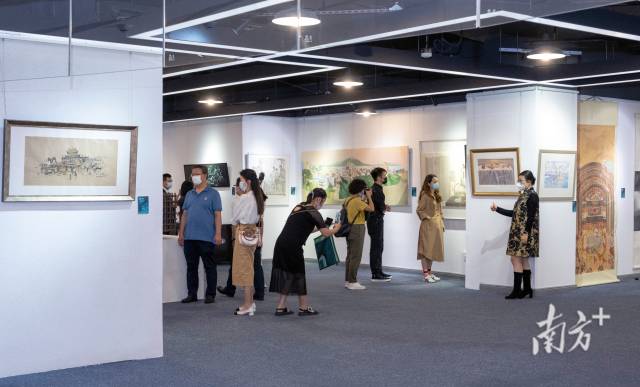11月18日，“珠澳和鸣 共谱华章”珠澳画家美术作品邀请展以画为媒，共叙情谊。 受访者供图。