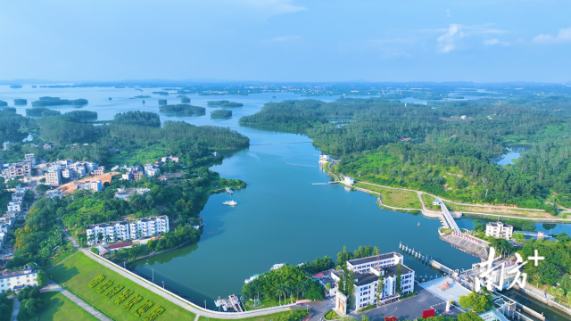 鹤地水库。吴东俊 摄