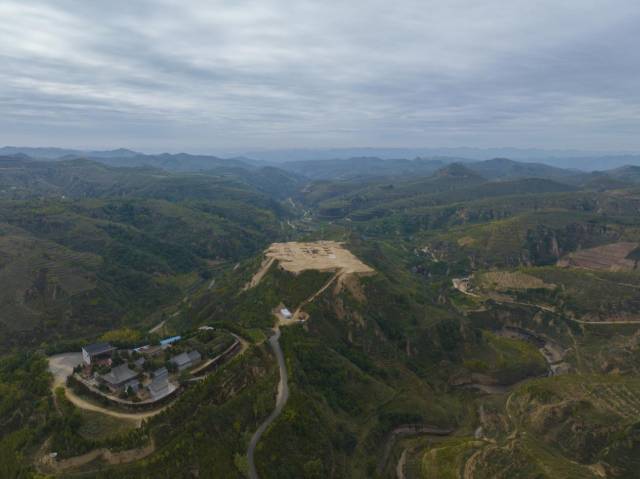 寨沟遗址核心区远眺